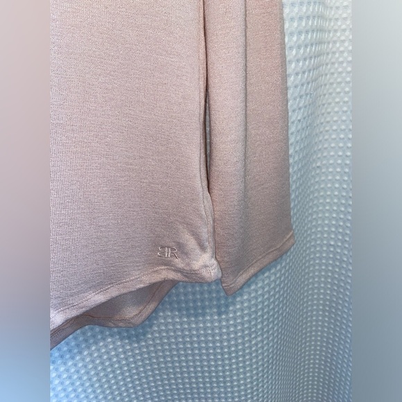 Women’s‎ BANANA REPUBLIC light pink LUXESPUN CURVED-HEM TOP size Large NEW - Picture 11 of 15